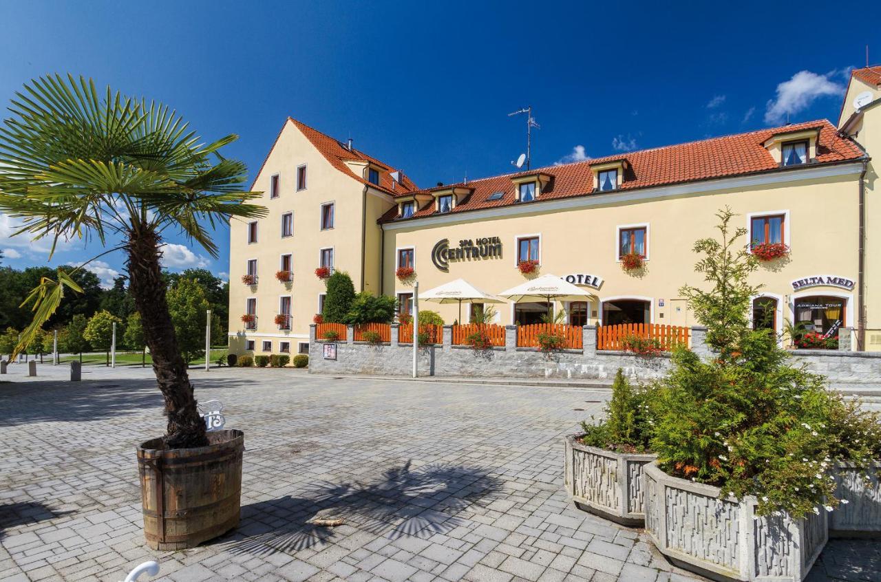 Spa Hotel Centrum Františkovy Lázně Buitenkant foto