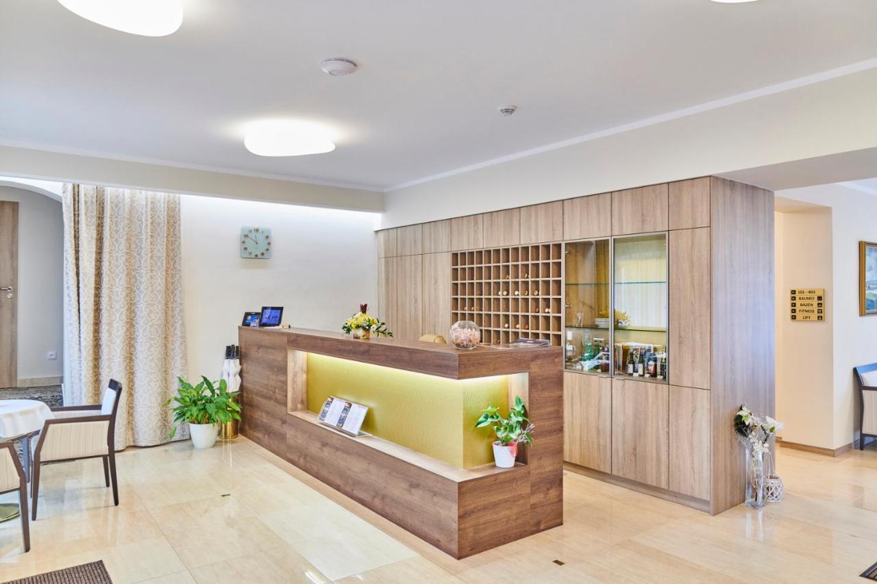 Spa Hotel Centrum Františkovy Lázně Buitenkant foto