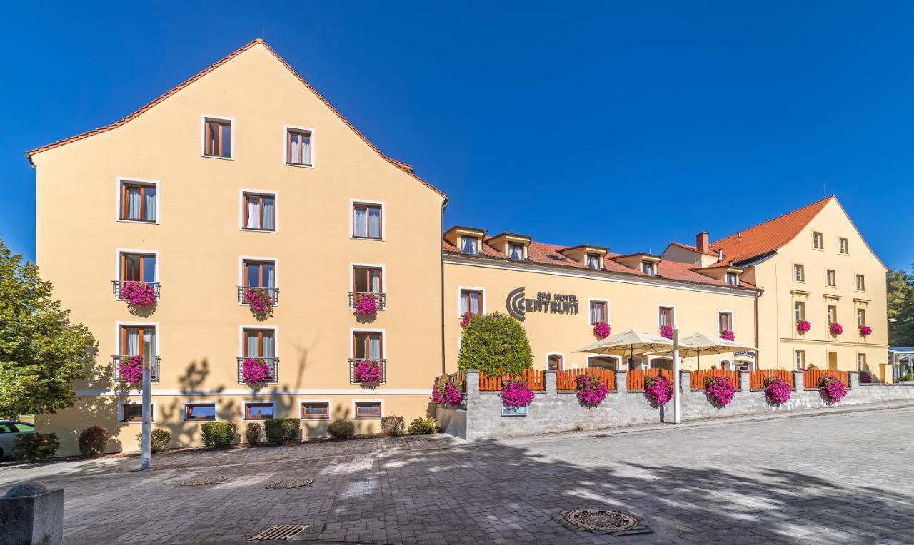 Spa Hotel Centrum Františkovy Lázně Buitenkant foto