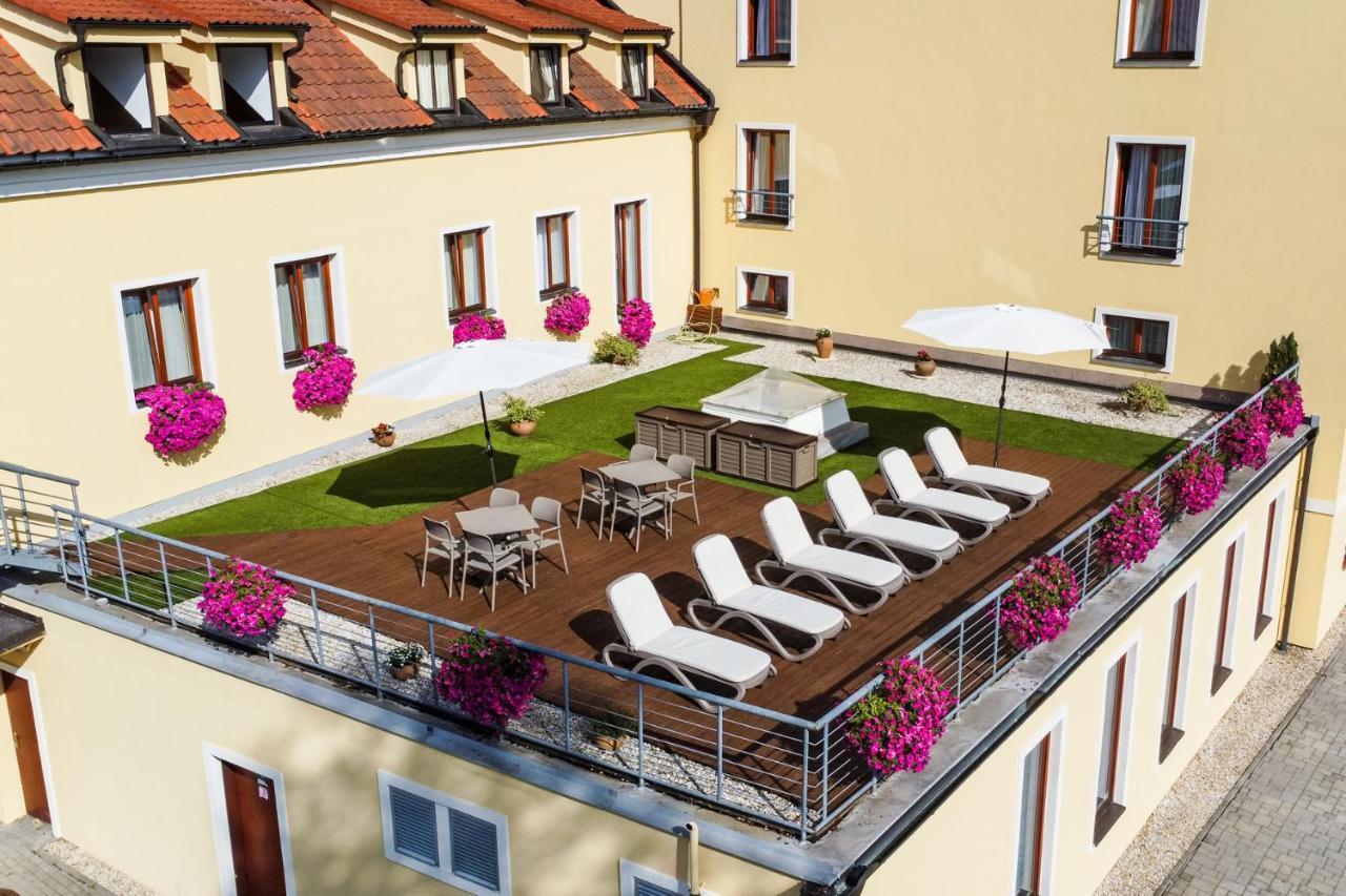 Spa Hotel Centrum Františkovy Lázně Buitenkant foto