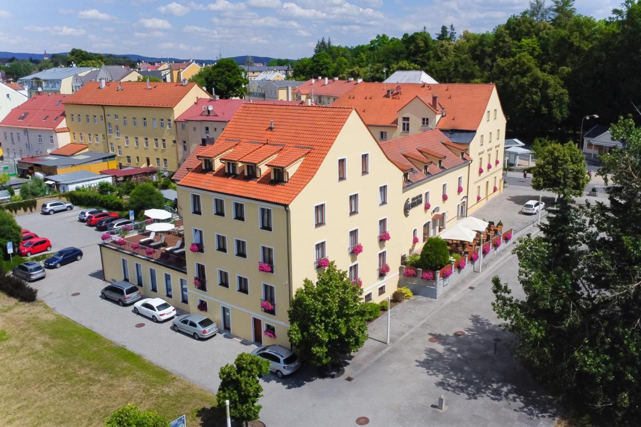 Spa Hotel Centrum Františkovy Lázně Buitenkant foto